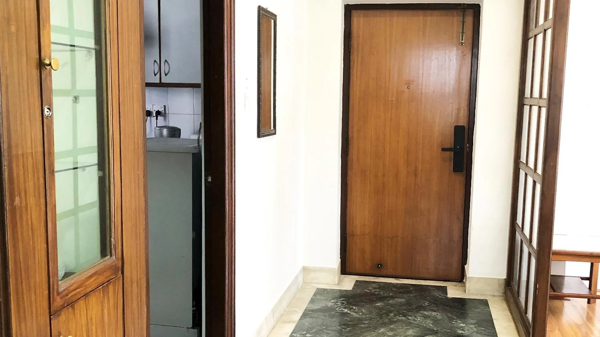 Crimson Koi Apartment Kathmandu 0*,